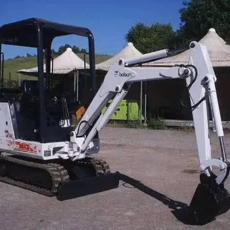 Mini-pelle Bobcat E35 2014 678 Heures – Occasion